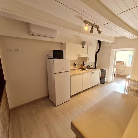 Апартаменты Al Castello - Aeroporto Delle Marche - Ancona Фальконара-Мариттима Экстерьер фото
